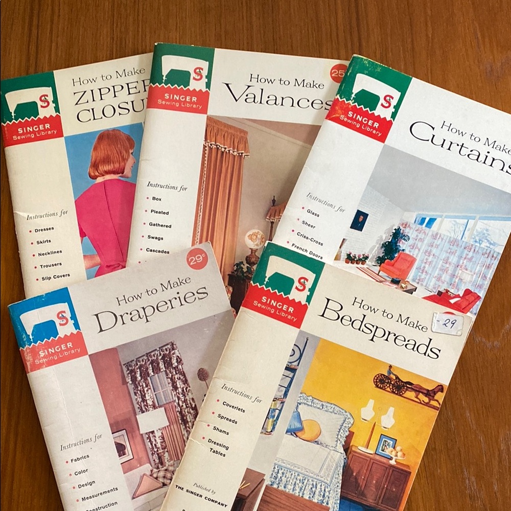 Vintage Singer Sewing Booklets